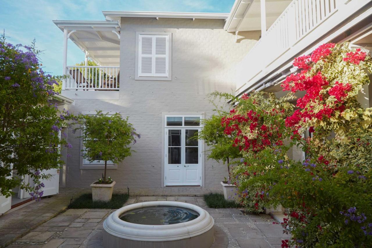 Vivere Hermanus Luaran gambar